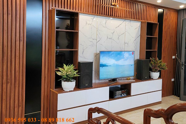 Trang trí vách tivi PVC vân đá tại quảng ngãi